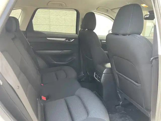 マツダ ＣＸ－５ XD プロアクティブ 兵庫県 2017(平29)年 2.6万km スノーフレイクホワイトパールマイカ 純正メーカーナビ/（CD/DVD/BT/フルセグTV）/バックカメラ/衝突軽減ブレーキ/レーンキーピングサポート/BSM/コーナーセンサー/LEDヘッドライト/AUTOライト/TCS/ETC/スマートキー/スペアキー/保証書/取扱説明書