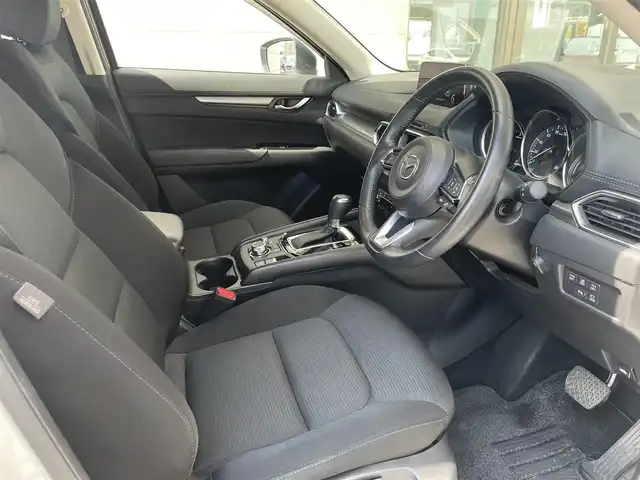 マツダ ＣＸ－５ XD プロアクティブ 兵庫県 2017(平29)年 2.6万km スノーフレイクホワイトパールマイカ 純正メーカーナビ/（CD/DVD/BT/フルセグTV）/バックカメラ/衝突軽減ブレーキ/レーンキーピングサポート/BSM/コーナーセンサー/LEDヘッドライト/AUTOライト/TCS/ETC/スマートキー/スペアキー/保証書/取扱説明書