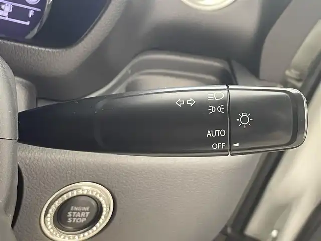 スズキ スペーシア カスタム GS 滋賀県 2016(平28)年 8万km クリスタルホワイトP 禁煙車/社外ナビ/（CD/DVD/SD/Bluetooth/フルセグTV）/ETC/片側パワースライドドア/ステアリングリモコン/D席シートヒーター/シートリフター/レザー調シートカバー/HIDヘッドライト/フォグランプ/オートヘッドライト/アイドリングストップ/スペアキー1本/純正アルミホイール/純正フロアマット/純正ドアバイザー/電動格納ミラー/リアロールサンシェイド