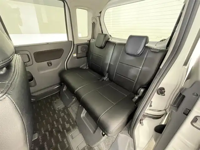 スズキ スペーシア カスタム GS 滋賀県 2016(平28)年 8万km クリスタルホワイトP 禁煙車/社外ナビ/（CD/DVD/SD/Bluetooth/フルセグTV）/ETC/片側パワースライドドア/ステアリングリモコン/D席シートヒーター/シートリフター/レザー調シートカバー/HIDヘッドライト/フォグランプ/オートヘッドライト/アイドリングストップ/スペアキー1本/純正アルミホイール/純正フロアマット/純正ドアバイザー/電動格納ミラー/リアロールサンシェイド