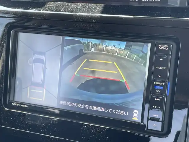 ダイハツ トール カスタムG ターボ SAⅡ 千葉県 2017(平29)年 6.4万km パールホワイトⅢ 純正ナビ/【iPod・USB・SD・ＣＤ・ＤＶＤ・ＴＶ・ラジオ・ＢＴ】/両側パワスラ/クルコン/ETC/全方位カメラ/前方ドラレコ/後方コーナーセンサー/アイドリングストップ/ステリモ/オートライト/Fフォグ/LEDライト/純正フロアマット/純正アルミホイール/横滑り防止装置/レーンキープアシスト/衝突被害軽減システム/電格ミラー/ウインカーミラー