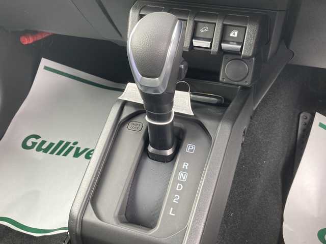 スズキ ジムニー XC 佐賀県 2025(令7)年 0.1万km未満 ブルーイッシュブラックパール3 登録済未使用車/4型/4WD/衝突被害軽減システム/路線逸脱警報機能/クルーズコントロール/ダウンヒルアシストコントロール/コーナーセンサー/ヘッドライトウォッシャー/シートヒーター/プッシュスタート/スマートキー/LEDヘッドライト/純正アルミホイール