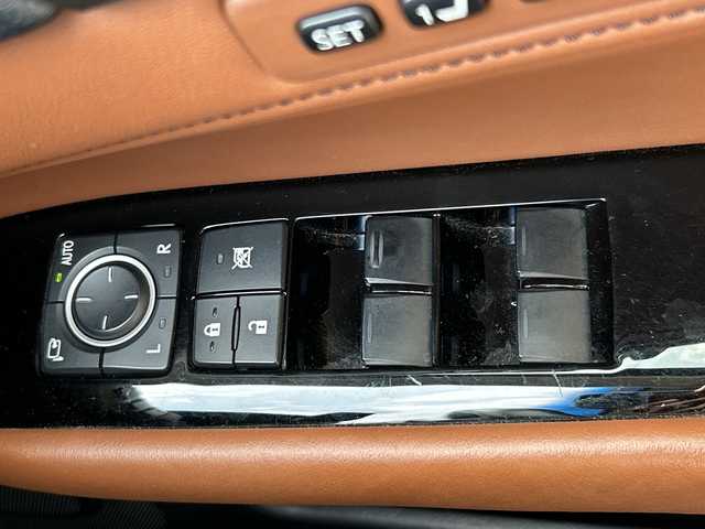 レクサス ＧＳ 300h Iパッケージ 和歌山県 2014(平26)年 11万km 白 純正ナビ/フルセグTV/バックカメラ/(BT/CD/DVD/USB)/クルーズコントロール/横滑り防止装置/レザーシート/パワーシート/シートヒーター/シートエアベンチレーション/ビルトインETC/フロント・リアエアロパーツ/車高調/リアサンシェード/フォグランプ/オートライト/ヘッドライトウォッシャー