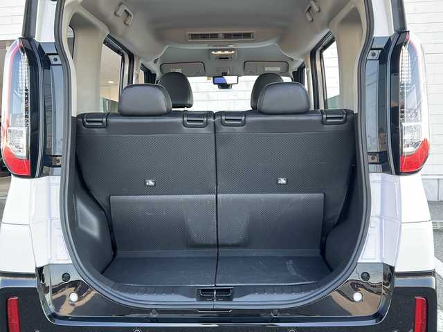 三菱 デリカミニ T プレミアム 富山県 2023(令5)年 0.7万km アメジストブラック/シルキーホワイト 4WD/ワンオーナー/デジタルインナーミラー/e-Assist/衝突被害軽減ブレーキ/踏み間違い衝突防止アシスト/オートマチックハイビーム/標識認識システム/先行車発進通知/車線逸脱警報システム/車線逸脱防止支援機能/ふらつき警報/レーダークルーズコントロール/クリアランスソナー/社外SDナビ/フルセグ/全方位カメラ/両側パワースライドドア/キックモーションセンサー/ステアリングヒーター/シートヒーター/ルーフキャリア/マッドタイヤ/ブロックタイヤ/ラゲッドテレーン/マッドガード