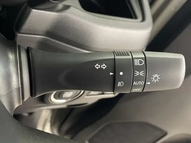 スズキ スペーシア ギア HYBRID XZ 鹿児島県 2024(令6)年 0.1千km モスグレーメタリック 純正ディスプレイオーディオ(ナビ機能付)/フルセグ BT/全方位カメラ/両側パワースライドドア/ヘッドアップディスプレイ/ハンドルヒーター/シートヒーター/USB入力端子/電子パーキング/AUTO HOLD/LEDヘッドライト/AUTOライト/オートマチックハイビーム/カーテンエアバッグ/コーナーセンサー/純正14インチアルミホイール/アイドリングストップ/ETC