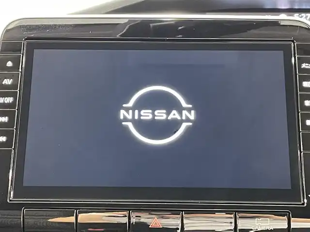 日産 セレナ ハイウェイスター V 愛知県 2021(令3)年 4.5万km ブリリアントホワイトパール 純正10インチナビ/（Bluetooth/AM/FM/フルセグTV）/フリップダウンモニター/衝突軽減ブレーキ/両側電動スライドドア/ハンズフリー/アラウンドビューモニター/レーダークルーズコントロール/LEDヘッドライト/ETC/ドライブレコーダー/コーナーセンサー/レーンキープアシスト/スマートキー/純正16インチAW/アイドリングストップ
