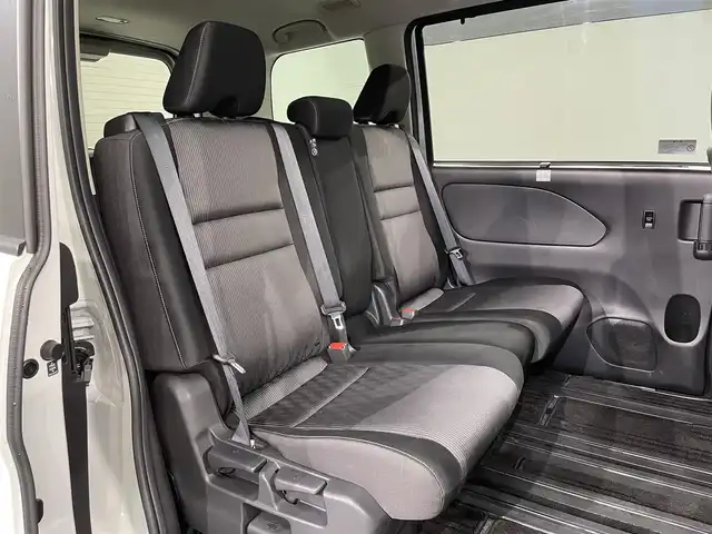 日産 セレナ ハイウェイスター V 愛知県 2021(令3)年 4.5万km ブリリアントホワイトパール 純正10インチナビ/（Bluetooth/AM/FM/フルセグTV）/フリップダウンモニター/衝突軽減ブレーキ/両側電動スライドドア/ハンズフリー/アラウンドビューモニター/レーダークルーズコントロール/LEDヘッドライト/ETC/ドライブレコーダー/コーナーセンサー/レーンキープアシスト/スマートキー/純正16インチAW/アイドリングストップ