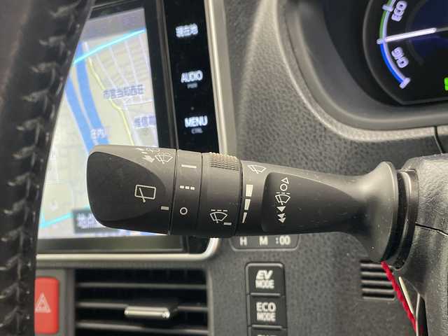 トヨタ ヴォクシー ハイブリッド ZS 煌 愛知県 2018(平30)年 5.1万km ホワイトパールクリスタルシャイン モデリスタエアロ/純正10型ナビ/フリップダウンモニター/両側パワースライドドア/クルーズコントロール/シートヒーター/バックカメラ/純正アルミホイール/LEDヘッドライト/リアオートエアコン/オートマチックハイビーム/ETC/衝突軽減システム/フルセグ/CD DVD/Bluetooth/ステアリングスイッチ/スマートキー/プッシュスタート