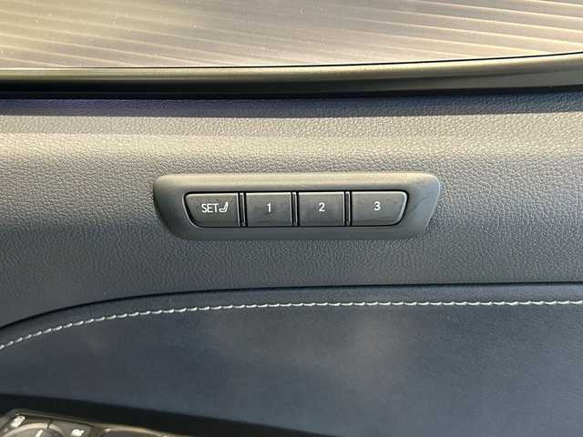 レクサス ＮＸ 350 Fスポーツ 熊本県 2022(令4)年 1.9万km ホワイトノーヴァガラスフレーク パノラマサンルーフ/ブラインドスポットモニター/エアロダイナミクスパッケージ/ハンドルヒーター/パワーバックドア/レザーシート/ETC/オートマチックハイビーム/オートホールド/コーナーセンサー/3眼LEDヘッドライト/パノラミックビューモニター/レーダー探知機/ワイヤレス充電/全方位カメラ/ACC/プッシュスタート/スマートキー/純正ナビ/フルセグテレビ/電動リアゲート/前後ドライブレコーダー/純正フロアマット/ルーフレール/純正アルミホイール/衝突被害軽減システム