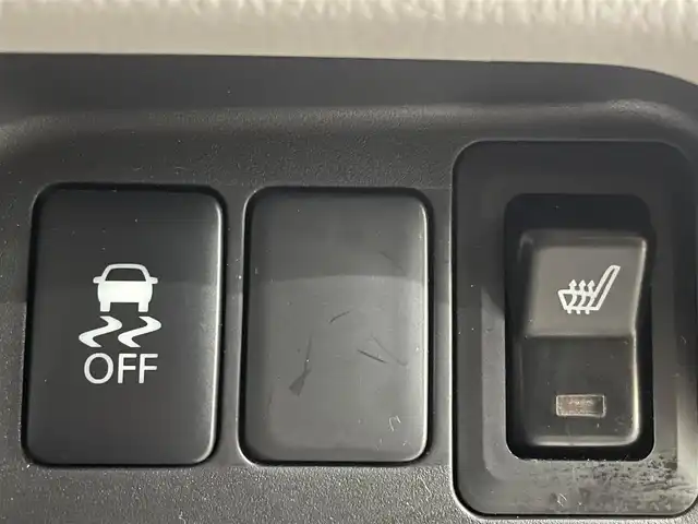 三菱 ｅＫワゴン E 熊本県 2019(平31)年 0.8万km アメジストブラック 社外ケンウッド製オーディオ（U340）/ドライブレコーダー/右前席シートヒーター/横滑り防止装置/キーレス/フロアマット/ドアバイザー/新車保証書/取扱説明書