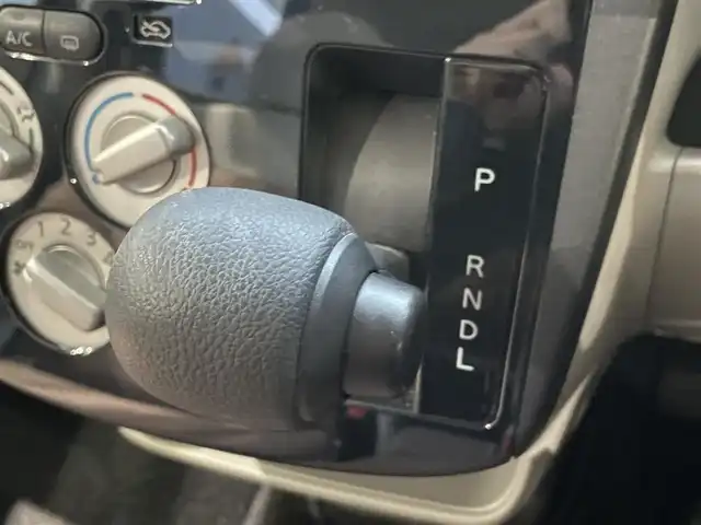 三菱 ｅＫワゴン E 熊本県 2019(平31)年 0.8万km アメジストブラック 社外ケンウッド製オーディオ（U340）/ドライブレコーダー/右前席シートヒーター/横滑り防止装置/キーレス/フロアマット/ドアバイザー/新車保証書/取扱説明書