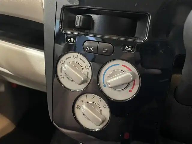 三菱 ｅＫワゴン E 熊本県 2019(平31)年 0.8万km アメジストブラック 社外ケンウッド製オーディオ（U340）/ドライブレコーダー/右前席シートヒーター/横滑り防止装置/キーレス/フロアマット/ドアバイザー/新車保証書/取扱説明書