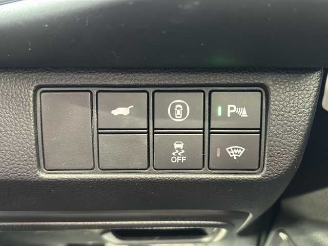 ホンダ ヴェゼル ハイブリッド e:HEV Z 鳥取県 2021(令3)年 7.1万km クリスタルブラックパール ワンオーナー/スマートキーx2個/ハーフレザーシート/パワーテールゲート/プリクラッシュセーフティ/ブラインドスポットモニタリング/アダクティブクルーズ/レーンデパーチャー/クリアランスソナー/ドライブレコーダー/ダウンヒルアシスト/ギャザーズインターナビ/フルセグ・Bluetooth/バックカメラ/ハンドルヒーター/前席シートヒーター/オートエアコン/オートワイパー/オートライト/オートリトラクトミラー/LEDヘッドライト/USB入力/ETCユニット/保証書・取説