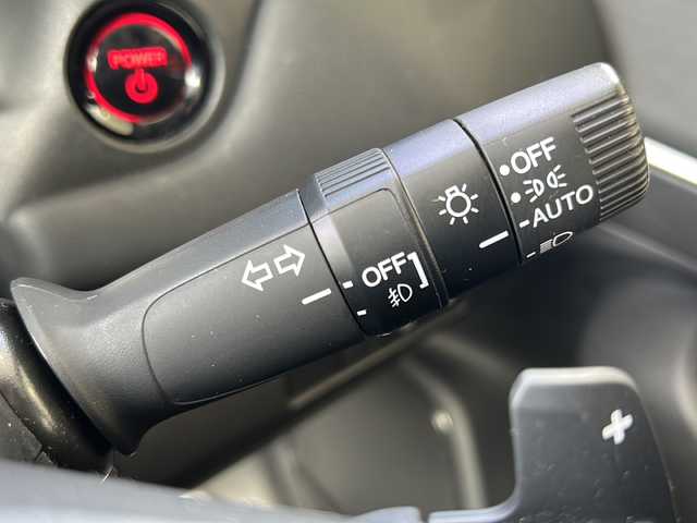 ホンダ ヴェゼル ハイブリッド e:HEV Z 鳥取県 2021(令3)年 7.1万km クリスタルブラックパール ワンオーナー/スマートキーx2個/ハーフレザーシート/パワーテールゲート/プリクラッシュセーフティ/ブラインドスポットモニタリング/アダクティブクルーズ/レーンデパーチャー/クリアランスソナー/ドライブレコーダー/ダウンヒルアシスト/ギャザーズインターナビ/フルセグ・Bluetooth/バックカメラ/ハンドルヒーター/前席シートヒーター/オートエアコン/オートワイパー/オートライト/オートリトラクトミラー/LEDヘッドライト/USB入力/ETCユニット/保証書・取説