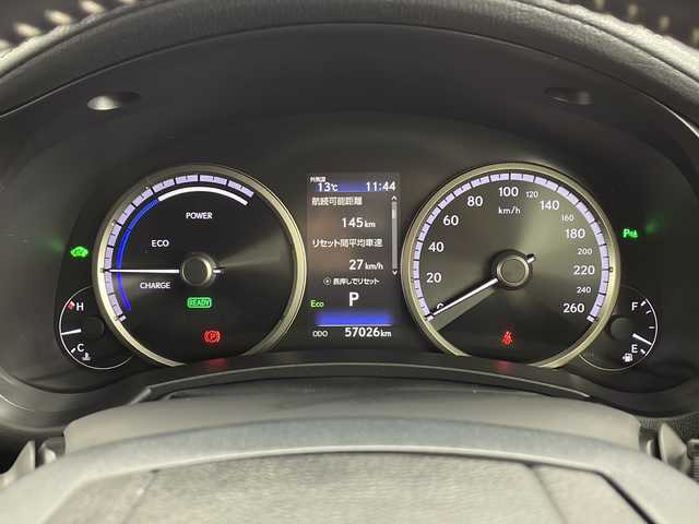 レクサス ＮＸ 300h Fスポーツ 愛知県 2020(令2)年 5.7万km ホワイトノーヴァガラスフレーク パノラマルーフ/三眼LEDヘッドライト/パノラミックビューモニター/純正ナビ/【Bluetooth/フルセグTV/USB/CD/DVD】/衝突被害軽減ブレーキ/コーナーセンサー/ブラインドスポットモニター/レーンアシスト/レーダークルーズコントロール/パドルシフト/ステアリングヒーター/黒革シート/メモリーシート/パワーシート/ベンチレーション（D/N）/シートヒーター（D/N）/電動リアゲート/前後ドライブレコーダー/プッシュスタート/スマートキー/カードキー/スペアキー/オートマチックハイビーム/電動格納ミラー/純正18インチアルミホイール