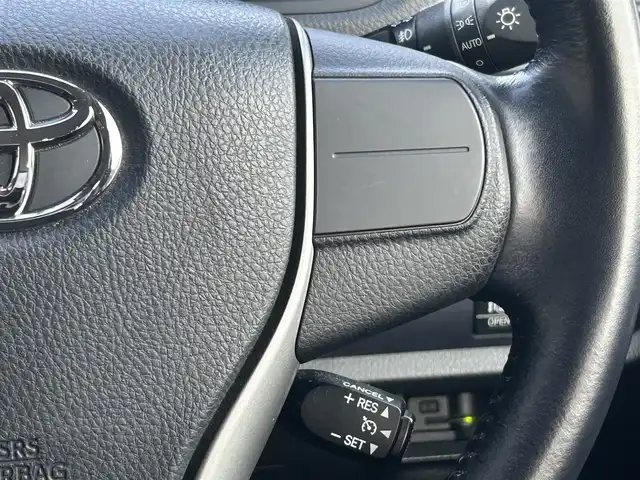 トヨタ ノア G 長崎県 2015(平27)年 9.2万km ホワイトパールクリスタルシャイン 片側パワースライドドア/ディーラーOP/SDナビ【NSZN-W64T】/・Bluetooth接続/・フルセグTV/・DVD再生/バックカメラ/クルーズコントロール/ETC/LEDオートヘッドライト/フォグライト/オートマチックハイビーム/アイドリングストップ/横すべり防止装置/ドライブレコーダー/MTモード付AT/オールオートPW/ISOFIX