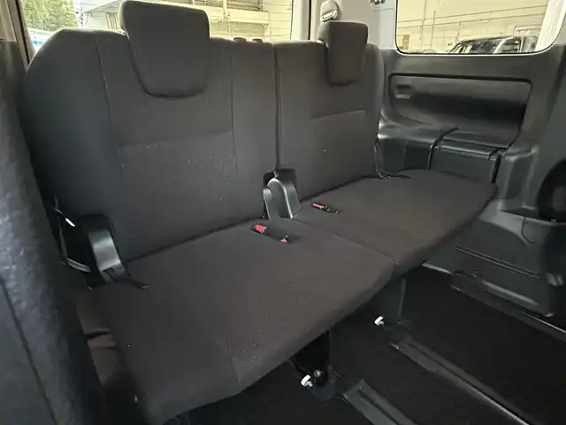 トヨタ ノア G 長崎県 2015(平27)年 9.2万km ホワイトパールクリスタルシャイン 片側パワースライドドア/ディーラーOP/SDナビ【NSZN-W64T】/・Bluetooth接続/・フルセグTV/・DVD再生/バックカメラ/クルーズコントロール/ETC/LEDオートヘッドライト/フォグライト/オートマチックハイビーム/アイドリングストップ/横すべり防止装置/ドライブレコーダー/MTモード付AT/オールオートPW/ISOFIX