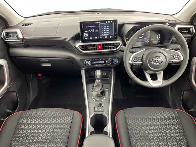 トヨタ ライズ Z 大阪府 2025(令7)年 0.1千km シャイニングホワイトパール 登録済未使用車/スマートアシスト/・衝突回避支援ブレーキ機能 ・衝突警報機能/・車線逸脱警報機能 ・車線逸脱抑制制御機能/・ふらつき警報 ・路側逸脱警報/・ブレーキ制御付誤発進抑制機能/・先行車発進お知らせ機能/・アダプティブドライビングハイビーム ・コーナーセンサー/・標識認識機能（進入禁止/最高速度/一時停止）/・アダプティブクルーズコントロール ・サイドビューランプ/・レーンキープコントロール/純正ディスプレイオーディオ/フルセグTV/Bluetooth/FM/AM/HDMI/前席シートヒーター/オートホールド/革巻ステアリング/ウィンカーミラー/フォグランプ