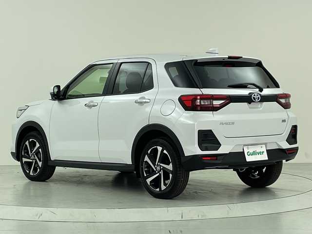 トヨタ ライズ Z 大阪府 2025(令7)年 0.1千km シャイニングホワイトパール 登録済未使用車/スマートアシスト/・衝突回避支援ブレーキ機能 ・衝突警報機能/・車線逸脱警報機能 ・車線逸脱抑制制御機能/・ふらつき警報 ・路側逸脱警報/・ブレーキ制御付誤発進抑制機能/・先行車発進お知らせ機能/・アダプティブドライビングハイビーム ・コーナーセンサー/・標識認識機能（進入禁止/最高速度/一時停止）/・アダプティブクルーズコントロール ・サイドビューランプ/・レーンキープコントロール/純正ディスプレイオーディオ/フルセグTV/Bluetooth/FM/AM/HDMI/前席シートヒーター/オートホールド/革巻ステアリング/ウィンカーミラー/フォグランプ