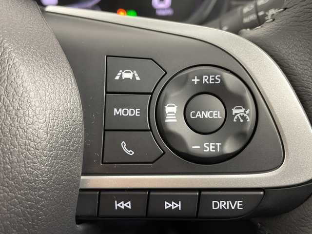 トヨタ ライズ Z 大阪府 2025(令7)年 0.1千km シャイニングホワイトパール 登録済未使用車/スマートアシスト/・衝突回避支援ブレーキ機能 ・衝突警報機能/・車線逸脱警報機能 ・車線逸脱抑制制御機能/・ふらつき警報 ・路側逸脱警報/・ブレーキ制御付誤発進抑制機能/・先行車発進お知らせ機能/・アダプティブドライビングハイビーム ・コーナーセンサー/・標識認識機能（進入禁止/最高速度/一時停止）/・アダプティブクルーズコントロール ・サイドビューランプ/・レーンキープコントロール/純正ディスプレイオーディオ/フルセグTV/Bluetooth/FM/AM/HDMI/前席シートヒーター/オートホールド/革巻ステアリング/ウィンカーミラー/フォグランプ