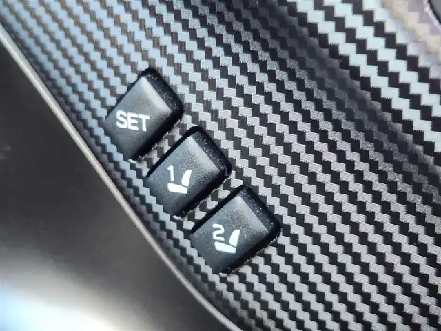 スバル レヴォーグ 1．8STIスポーツ EX 岩手県 2021(令3)年 2.7万km WRブルーパール 4WD/純正11.6型ナビ/フルセグTV/ハンズフリーパワーバックドア/バックモニター/ビルトインETC/全車速追従機能付クルーズコントロール/衝突被害軽減ブレーキ/後退時ブレーキアシスト/車線逸脱防止支援システム/前後誤発進抑制/渋滞時ハンズオフアシスト/車線変更支援/カーブ前抑制機能/料金所前速度制御/スマートリアビューミラー/ステアリング連動フルLEDヘッドランプ/革巻きステアリング/パドルシフト/本革シート/全席シートヒーター/前席パワーシート/運転席ポジションメモリー/純正18インチアルミホイール/スマートキー/プッシュエンジンスタート/禁煙車