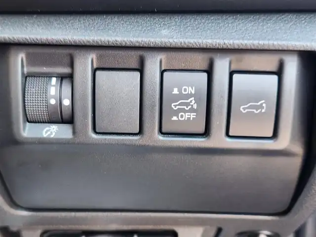 スバル レヴォーグ 1．8STIスポーツ EX 岩手県 2021(令3)年 2.7万km WRブルーパール 4WD/純正11.6型ナビ/フルセグTV/ハンズフリーパワーバックドア/バックモニター/ビルトインETC/全車速追従機能付クルーズコントロール/衝突被害軽減ブレーキ/後退時ブレーキアシスト/車線逸脱防止支援システム/前後誤発進抑制/渋滞時ハンズオフアシスト/車線変更支援/カーブ前抑制機能/料金所前速度制御/スマートリアビューミラー/ステアリング連動フルLEDヘッドランプ/革巻きステアリング/パドルシフト/本革シート/全席シートヒーター/前席パワーシート/運転席ポジションメモリー/純正18インチアルミホイール/スマートキー/プッシュエンジンスタート/禁煙車