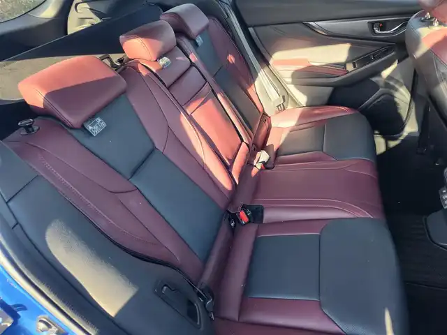 スバル レヴォーグ 1．8STIスポーツ EX 岩手県 2021(令3)年 2.7万km WRブルーパール 4WD/純正11.6型ナビ/フルセグTV/ハンズフリーパワーバックドア/バックモニター/ビルトインETC/全車速追従機能付クルーズコントロール/衝突被害軽減ブレーキ/後退時ブレーキアシスト/車線逸脱防止支援システム/前後誤発進抑制/渋滞時ハンズオフアシスト/車線変更支援/カーブ前抑制機能/料金所前速度制御/スマートリアビューミラー/ステアリング連動フルLEDヘッドランプ/革巻きステアリング/パドルシフト/本革シート/全席シートヒーター/前席パワーシート/運転席ポジションメモリー/純正18インチアルミホイール/スマートキー/プッシュエンジンスタート/禁煙車