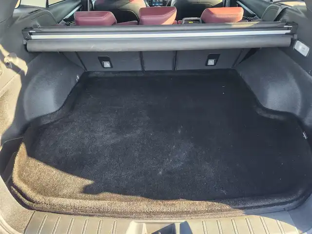 スバル レヴォーグ 1．8STIスポーツ EX 岩手県 2021(令3)年 2.7万km WRブルーパール 4WD/純正11.6型ナビ/フルセグTV/ハンズフリーパワーバックドア/バックモニター/ビルトインETC/全車速追従機能付クルーズコントロール/衝突被害軽減ブレーキ/後退時ブレーキアシスト/車線逸脱防止支援システム/前後誤発進抑制/渋滞時ハンズオフアシスト/車線変更支援/カーブ前抑制機能/料金所前速度制御/スマートリアビューミラー/ステアリング連動フルLEDヘッドランプ/革巻きステアリング/パドルシフト/本革シート/全席シートヒーター/前席パワーシート/運転席ポジションメモリー/純正18インチアルミホイール/スマートキー/プッシュエンジンスタート/禁煙車