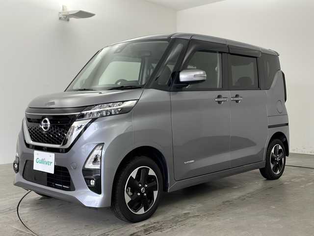 日産 ルークス ハイウェイスター X 兵庫県 2021(令3)年 0.3万km チタニウムグレーメタリック ・純正9インチナビ＆＆BT＆DVD＆CD/・アラウンドビューモニター/・シートヒーター/・インテリジェント エマージェンシーブレーキ/・フロント&バックソナー/・踏み間違い衝突防止アシスト/・インテリジェント LI/・インテリジェント FCW/・インテリジェント DA/・先行車発進お知らせ/・ハイビームアシスト/・標識検知機能/・ハンズフリーオートスライドドア/・パワースライドドア/・純正ドライブレコーダー/・LEDヘッドライト/・リヤシーリングファン/・ロールサンシェード/・LEDライト&LEDフォグ/・パーソナルテーブル/・前席シートヒーター/・スマートキー/・スペアキー