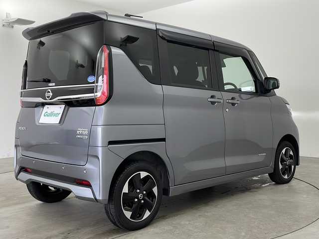 日産 ルークス ハイウェイスター X 兵庫県 2021(令3)年 0.3万km チタニウムグレーメタリック ・純正9インチナビ＆＆BT＆DVD＆CD/・アラウンドビューモニター/・シートヒーター/・インテリジェント エマージェンシーブレーキ/・フロント&バックソナー/・踏み間違い衝突防止アシスト/・インテリジェント LI/・インテリジェント FCW/・インテリジェント DA/・先行車発進お知らせ/・ハイビームアシスト/・標識検知機能/・ハンズフリーオートスライドドア/・パワースライドドア/・純正ドライブレコーダー/・LEDヘッドライト/・リヤシーリングファン/・ロールサンシェード/・LEDライト&LEDフォグ/・パーソナルテーブル/・前席シートヒーター/・スマートキー/・スペアキー
