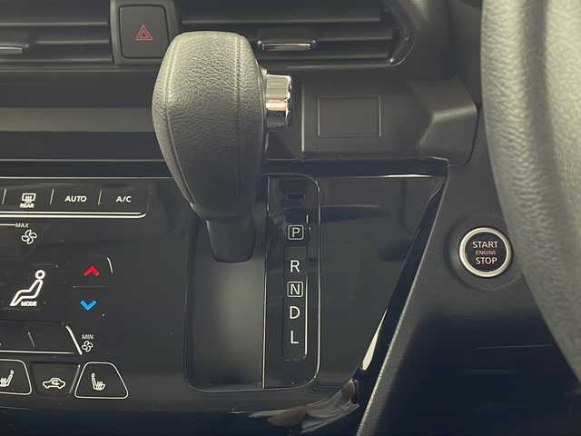 日産 ルークス ハイウェイスター X 兵庫県 2021(令3)年 0.3万km チタニウムグレーメタリック ・純正9インチナビ＆＆BT＆DVD＆CD/・アラウンドビューモニター/・シートヒーター/・インテリジェント エマージェンシーブレーキ/・フロント&バックソナー/・踏み間違い衝突防止アシスト/・インテリジェント LI/・インテリジェント FCW/・インテリジェント DA/・先行車発進お知らせ/・ハイビームアシスト/・標識検知機能/・ハンズフリーオートスライドドア/・パワースライドドア/・純正ドライブレコーダー/・LEDヘッドライト/・リヤシーリングファン/・ロールサンシェード/・LEDライト&LEDフォグ/・パーソナルテーブル/・前席シートヒーター/・スマートキー/・スペアキー