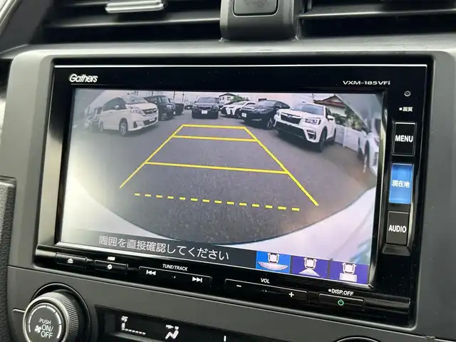 ホンダ シビック ハッチバック ホンダセンシング 山形県 2018(平30)年 8.6万km ホワイトオーキッドパール 禁煙車/純正SDナビ/・フルセグ/CD/DVD/AM/FM/衝突軽減ブレーキ/アダプティブクルーズコントロール/横滑り防止装置/レーンキープアシスト/アイドリングストップ/盗難防止装置/コーナーセンサー/バックカメラ/オートライト/LEDライト/フォグランプ/純正18インチアルミホイール/純正フロアマット/前席シートヒーター/ETC