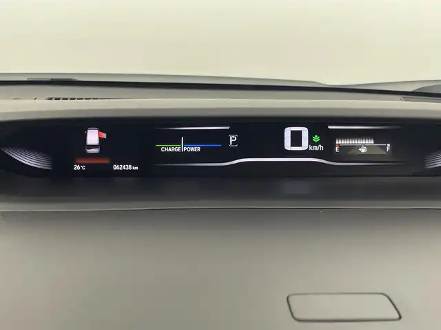 ホンダ ステップワゴン スパーダ eHEV G ホンダS 埼玉県 2020(令2)年 6.3万km プラチナホワイトパール 社外ナビ　MDV-S708L/(Bluetooth/USB/ipod/CD/DVD/AM/FM)/地デジフルセグ/バックカメラ/前方ドライブレコーダー/ETC2.0/Honda SENSING/・アダプティブ・クルーズ・コントロール/・衝突軽減ブレーキ/・誤発進抑制機能/・歩行者事故低減ステアリング/・路外逸脱抑制機能/・先行車発進お知らせ機能/・標識認識機能/電子パーキングシステム/ブレーキホールド/EVモード/ステアリングリモコン/プッシュスタート/両側パワースライドドア/ロールサンシェード/ウィンカーミラー/フロントフォグランプ/社外フロアマット/社外ドアバイザー/純正16インチアルミホイール付205/60R16サマータイヤ×4車載