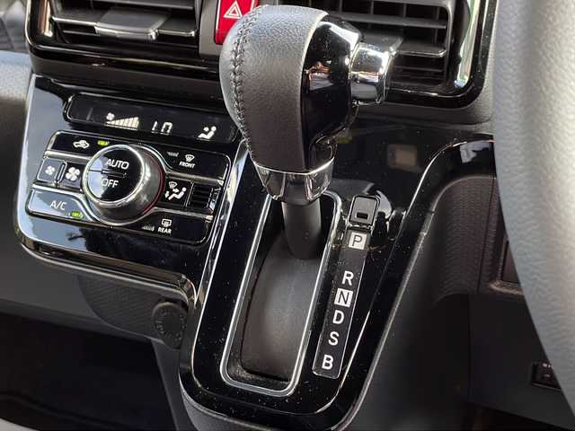 ダイハツ タント カスタム RS スタイルセレクション 山形県 2021(令3)年 1.5万km レーザーブルークリスタルシャイン 禁煙車/スマートアシスト/・衝突回避支援ブレーキ機能（対車両・対歩行者[昼夜]）/・車線逸脱警報機能＆路側逸脱警報機能/・標識認識機能/・全車速追従機能付ＡＣＣ（アダプティブクルーズコントロール）/・レーンキープコントロール（ＬＫＣ）/・コーナーセンサー/ウェルカムパワースライドドア/ハーフレザーシート/carrozzeriaナビ/CD.DVD.BT.USB.AUX/フルセグ/ロングスライドシート/ビルトインETC/シートヒーター/シートバックテーブル/LEDヘッドライト/LEDフォグ/プッシュスタート/スマートキーｘ２