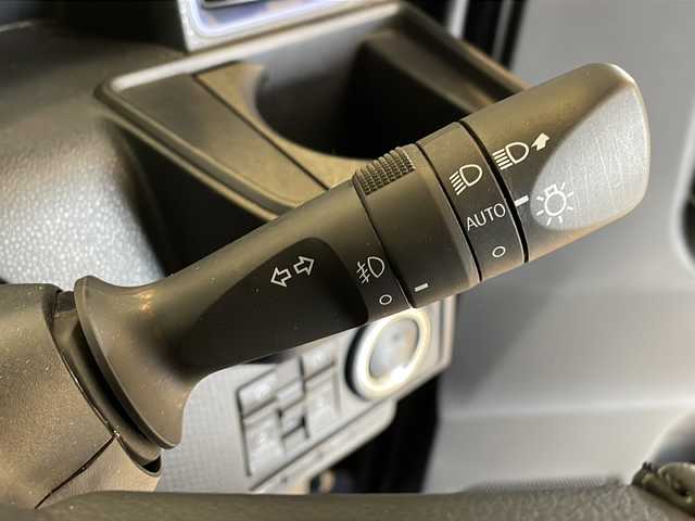 ダイハツ タント カスタム RS スタイルセレクション 福井県 2021(令3)年 1.5万km レーザーブルークリスタルシャイン carrozzeria7インチメモリナビ/CD.DVD.BT.MSV/フルセグTV/バックカメラ/スマートアシスト/・衝突回避支援ブレーキ機能（対車両・対歩行者[昼夜]）/・車線逸脱警報機能＆路側逸脱警報機能/・標識認識機能/・全車速追従機能付ＡＣＣ（アダプティブクルーズコントロール）/・レーンキープコントロール（ＬＫＣ）/・コーナーセンサー/・オートハイビーム/・サイドビューランプ/ビルトインETC/ウェルカムパワースライドドア/ロングスライドシート/ハーフレザーシート/シートヒーター/シートバックテーブル/オートライト/LEDヘッドライト/LEDフォグ/プッシュスタート/スマートキーｘ２/禁煙車