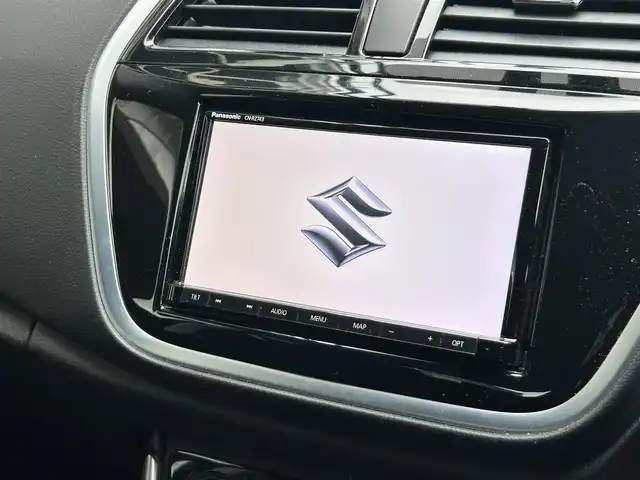 スズキ ＳＸ４ Ｓクロス 静岡県 2019(令1)年 8.3万km エナジェティックレッドパール ワンオーナー車/レーダーブレーキサポートII/フルタイム4WD/純正SDナビ（CN-RZ743）/BTオーディオ/フルセグTV/DVD再生/バックカメラ/スマートキー/アイドリングストップ/シートヒーター/LEDヘッドライト/フォグライト/ドアバイザー/純正17AW/純正フロアマット/保証書