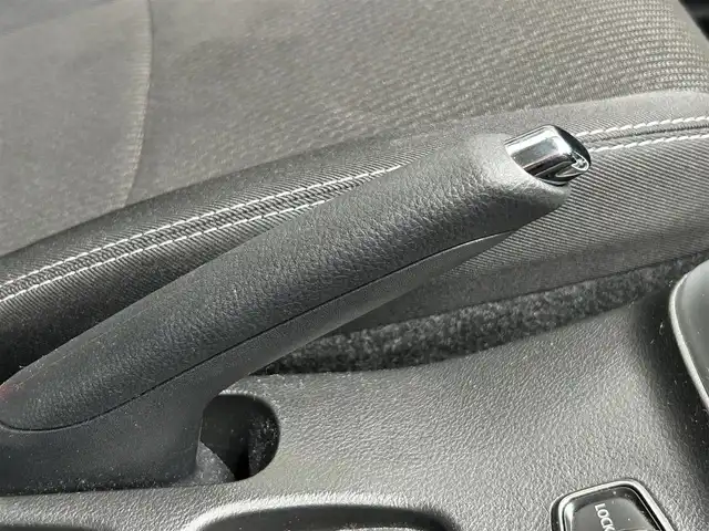 スズキ ＳＸ４ Ｓクロス 静岡県 2019(令1)年 8.3万km エナジェティックレッドパール ワンオーナー車/レーダーブレーキサポートII/フルタイム4WD/純正SDナビ（CN-RZ743）/BTオーディオ/フルセグTV/DVD再生/バックカメラ/スマートキー/アイドリングストップ/シートヒーター/LEDヘッドライト/フォグライト/ドアバイザー/純正17AW/純正フロアマット/保証書