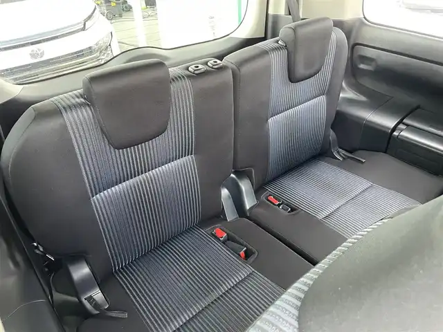 トヨタ ヴォクシー 東京都 2017(平29)年 8.2万km ブラック 純正ナビ/【Bluetooth/CD/DVD/フルセグTV】/バックカメラ/ETC/両側パワースライドドア/LEDヘッドライト/トヨタセーフティセンス/・プリクラッシュセーフティ/スマートキー/電動格納ミラー/16インチアルミホイール