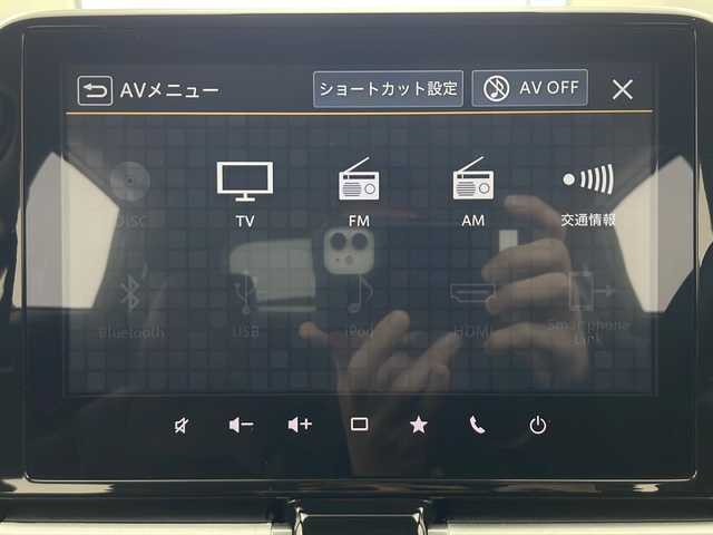 スズキ フロンクス 秋田県 2024(令6)年 0.9万km 白Ⅱ ４ＷＤ/純正ナビ/　(AM/FM/フルセグTV/Bluetooth/USB)/全方位カメラ/アダプティブクルーズコントロール/ハーフレザーシート/前席シートヒーター/ワイヤレス充電/ヘッドアップディスプレイ/ヒルディセントコントロール/オートブレーキホールド/プッシュスタート/スマートキー/パドルシフト/オートライト/LEDヘッドライト/AW付スタッドレス積込
