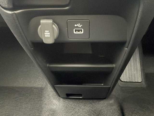 ホンダ フリード ハイブリット e:HEV クロスター 栃木県 2025(令7)年 0.1千km クリスタルブラックパール 登録済み未使用車/ホンダセンシング/・衝突軽減ブレーキ/・レーンキープアシスト/・渋滞追従機能付アダプティブクルーズコントロール/・誤発進抑制/・路外逸脱抑制/・旧発進抑制/・ブラインドスポットインフォメーション/・パーキングセンサーシステム/・歩行者事故低減ステアリング/。オートハイビーム/・標識認識/・先行者発進お知らせ/横滑り防止装置/両側パワースライドドア/コンビネーションシート(合皮)/シートヒーター(D/N席)/ステアリングスイッチ/LEDヘッドライト/LEDフォグランプ/純正15インチアルミホイール/プッシュスタート/スマートキー×2本/サイド+カーテンエアバッグ/保証書、取扱説明書