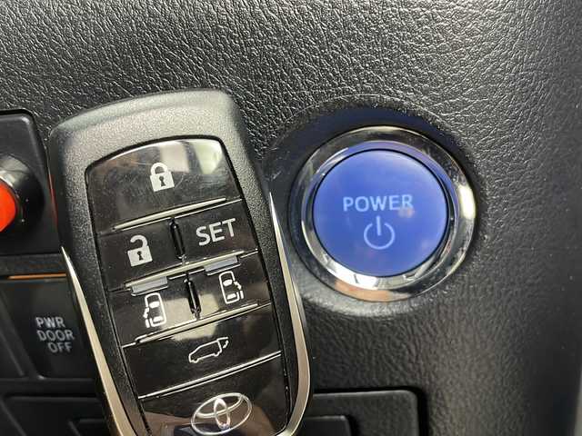 トヨタ アルファードハイブリット SR 茨城県 2020(令2)年 4.2万km ブラック 純正ナビ/・バックカメラ/・Bluetooth接続/・フルセグテレビ/・USB入力端子/スマートキー（スペアキー1本）/ETC/純正ホイール（17インチ）/パワーシート/両側スライドドア/ドライブレコーダー/電動リアゲート/ドアバイザー/社外テールランプ（純正あり）/ABS/横滑り防止装置/盗難防止装置/レーンアシストキープ/オートマチックハイビーム