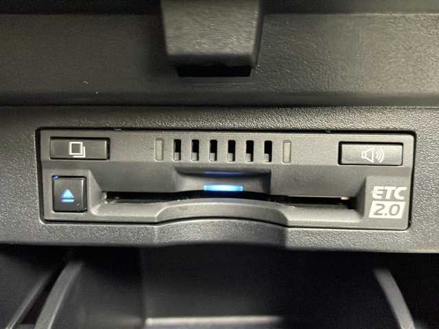 トヨタ アルファードハイブリット SR 茨城県 2020(令2)年 4.2万km ブラック 純正ナビ/・バックカメラ/・Bluetooth接続/・フルセグテレビ/・USB入力端子/スマートキー（スペアキー1本）/ETC/純正ホイール（17インチ）/パワーシート/両側スライドドア/ドライブレコーダー/電動リアゲート/ドアバイザー/社外テールランプ（純正あり）/ABS/横滑り防止装置/盗難防止装置/レーンアシストキープ/オートマチックハイビーム