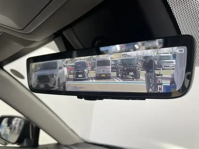 トヨタ ＲＡＶ４ アドベンチャー 富山県 2023(令5)年 3万km アティチュードブラックマイカ 4WD/純正10.5インチナビ/（AM/FM/USB/BT/Miracast）/フルセグTV/バックカメラ/パノラマルーフ/プリクラッシュセーフティ/レーダークルーズコントロール/レーンディパーチャーアラート/ロードサインアシスト/ブラインドスポットモニター/クリアランスソナー/ビルトインETC2.0/デジタルインナーミラー/合皮シート/前席温熱＋ベンチレーションシート/ステアリングヒーター/純正フロアマット/スマートキー/プッシュスタート/取扱説明書/保証書