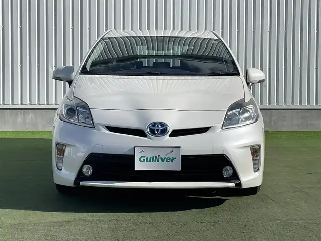 トヨタ プリウス G 香川県 2014(平26)年 9.2万km ホワイトパールクリスタルシャイン 純正メモリ７型ナビ/バックカメラ/クルーズコントロール/ビルトインＥＴＣ/ハーフレザーシート/Ｄ席パワーシート/ステアリングリモコン/オートライト/ＨＩＤヘッドライト/フォグライト/スマートキー/純正フロアマット/純正ドアバイザー