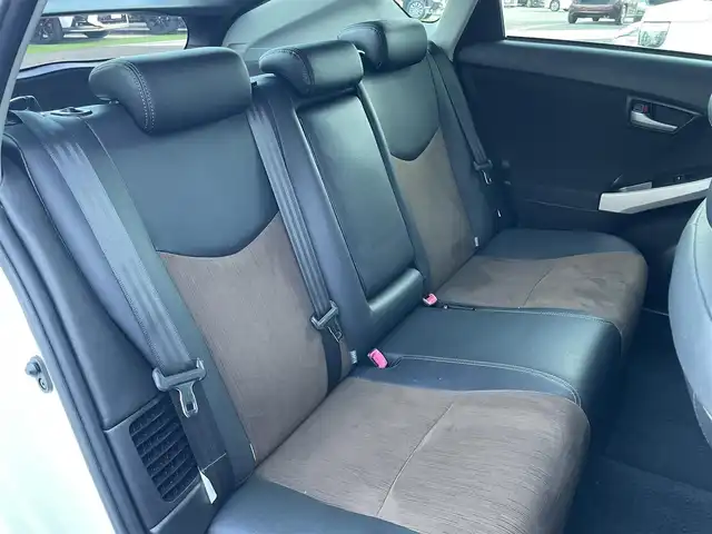 トヨタ プリウス G 香川県 2014(平26)年 9.2万km ホワイトパールクリスタルシャイン 純正メモリ７型ナビ/バックカメラ/クルーズコントロール/ビルトインＥＴＣ/ハーフレザーシート/Ｄ席パワーシート/ステアリングリモコン/オートライト/ＨＩＤヘッドライト/フォグライト/スマートキー/純正フロアマット/純正ドアバイザー