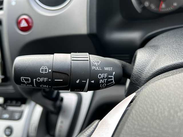 ホンダ ストリーム X スタイリッシュ パッケージ 道東・釧路十勝 2009(平21)年 12.2万km アラバスターシルバーメタリック 寒冷地仕様/パイオニア製メモリナビ/(AM.FM.C.DVD.BT.フルセグ)/サマータイヤアルミセット積載/ワイパーデアイサー/ＥＴＣ/オートライト/フォグランプ/ＨＩＤヘッドライト/革巻きステアリング/ワイパーデアイサー/スペアキー
