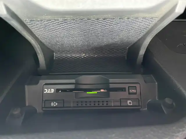 トヨタ マークＸ 250G 福岡県 2014(平26)年 7.1万km ホワイトパールクリスタルシャイン (株)IDOMが運営する【じしゃロン八幡西店】の自社ローン専用車両になります。こちらは現金またはオートローンご利用時の価格です。自社ローンご希望の方は別途その旨お申付け下さい/社外ナビ　(X008V)/【Bluetooth・フルセグ・DVD・CD】/前後ドライブレコーダー　/レーダー探知機　/バックカメラ/ＥＴＣ　/運転席パワーシート　/純正アルミホイール　/全窓パワーウィンドウ　/オートライト/フォグランプ　