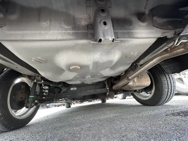 トヨタ カローラ フィールダー 1．5G ダブルバイビー 岩手県 2015(平27)年 8万km クールボルドーガラスフレーク 社外ナビ/AM/FM/CD/DVD/ワンセグTV/ETC/衝突被害軽減ブレーキ/レーンキープアシスト/横滑り防止装置/アイドリングストップ/シートヒーター/オートライト/オートハイビーム/LEDヘッドライト/スマートキー/プッシュスタート/電動格納ミラー/純正16インチAW/純正フロアマット/純正ドアバイザー