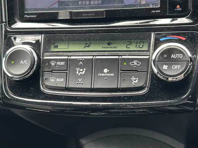 トヨタ カローラ フィールダー 1．5G ダブルバイビー 岩手県 2015(平27)年 8万km クールボルドーガラスフレーク 社外ナビ/AM/FM/CD/DVD/ワンセグTV/ETC/衝突被害軽減ブレーキ/レーンキープアシスト/横滑り防止装置/アイドリングストップ/シートヒーター/オートライト/オートハイビーム/LEDヘッドライト/スマートキー/プッシュスタート/電動格納ミラー/純正16インチAW/純正フロアマット/純正ドアバイザー