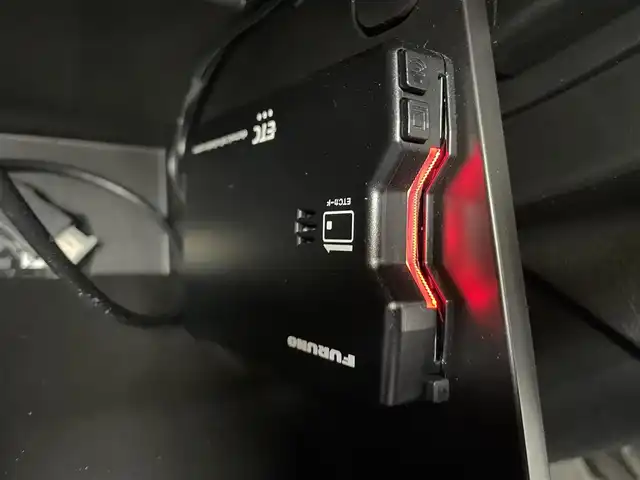 スズキ スペーシア カスタム HYBRID XS 千葉県 2024(令6)年 0.3万km ブルーイッシュブラックパール3 ケンウッドナビ /（型式：MDV-D710）/ラジオ/CD/DVD/Bluetooth/フルセグTV /両側パワースライドドア /ETC/レーダークルーズコントロール /ハーフレザーシート /D/N席シートヒーター/ステアリングヒーター/オートライト/純正アルミホイール /純正フロアマット/前後ソナー/スマートキー/横滑り防止装置/ABS